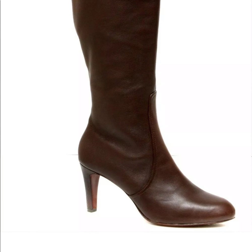 Essentials! Brown Elie Tahari boots